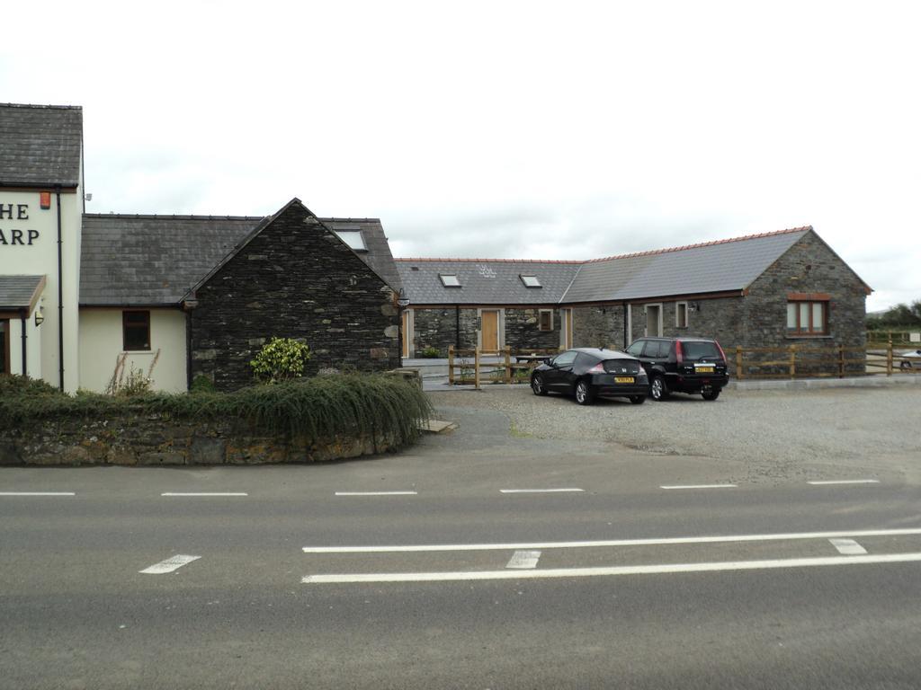 Hotel The Harp At Letterston Exteriér fotografie